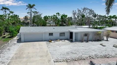 130 N Adams Drive Sarasota FL 34236