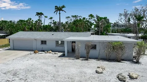 130 N Adams Drive Sarasota FL 34236