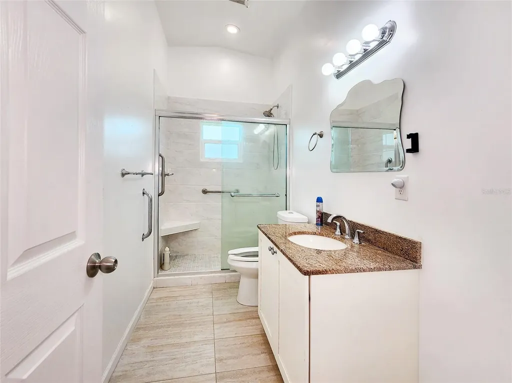 1207 SE 27th Terrace Cape Coral FL 33904