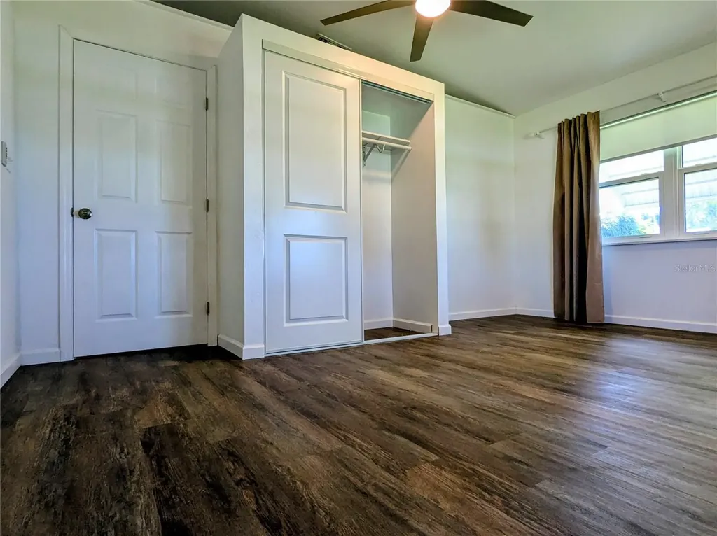 1207 SE 27th Terrace Cape Coral FL 33904