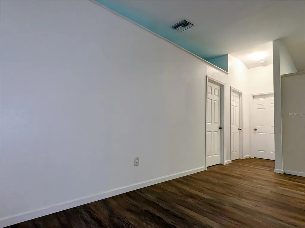 1207 SE 27th Terrace Cape Coral FL 33904