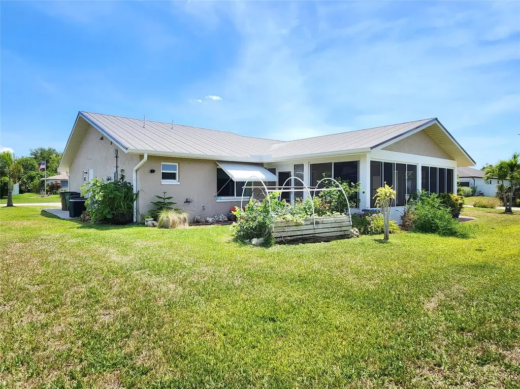 1207 SE 27th Terrace Cape Coral FL 33904