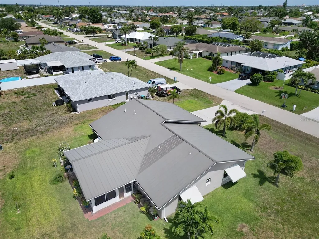 1207 SE 27th Terrace Cape Coral FL 33904