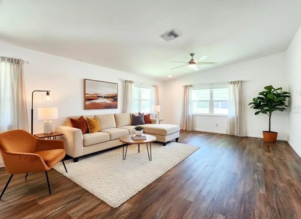 1207 SE 27th Terrace Cape Coral FL 33904