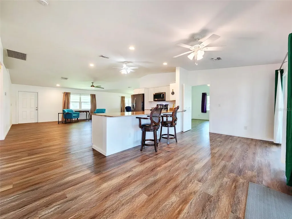 1207 SE 27th Terrace Cape Coral FL 33904