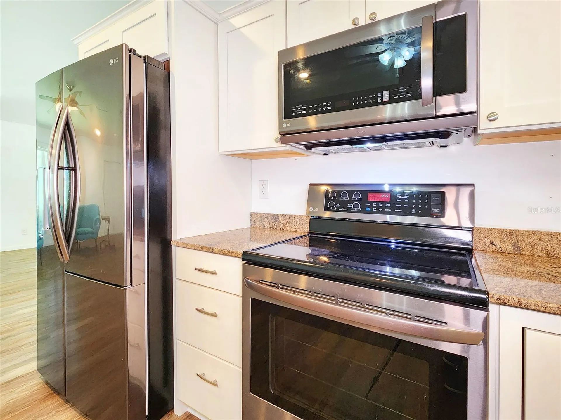 1207 SE 27th Terrace Cape Coral FL 33904