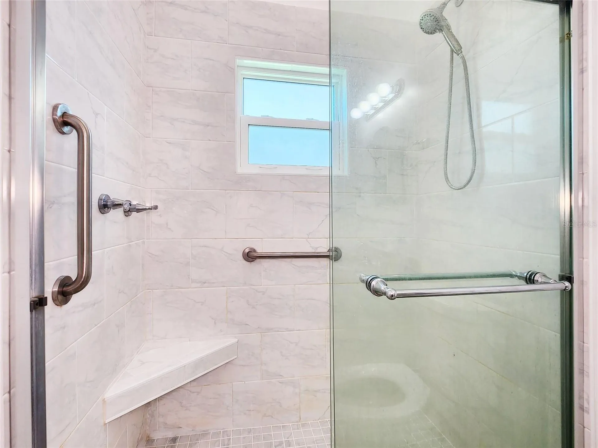 1207 SE 27th Terrace Cape Coral FL 33904