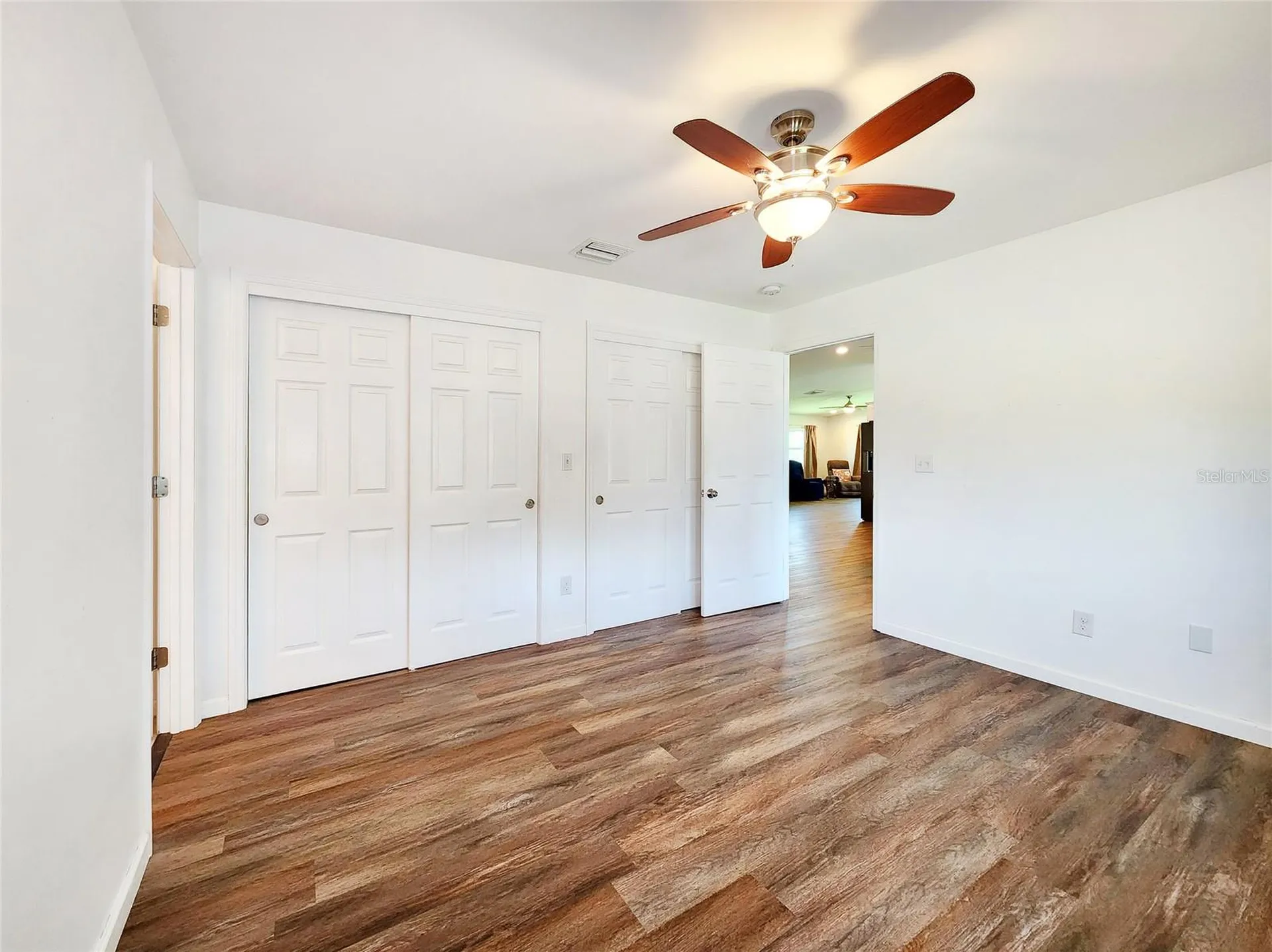 1207 SE 27th Terrace Cape Coral FL 33904