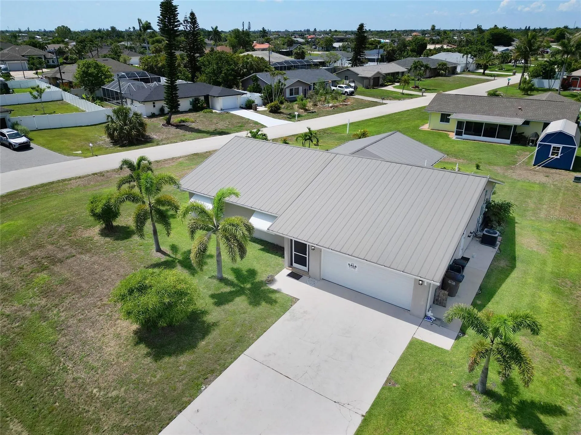 1207 SE 27th Terrace Cape Coral FL 33904