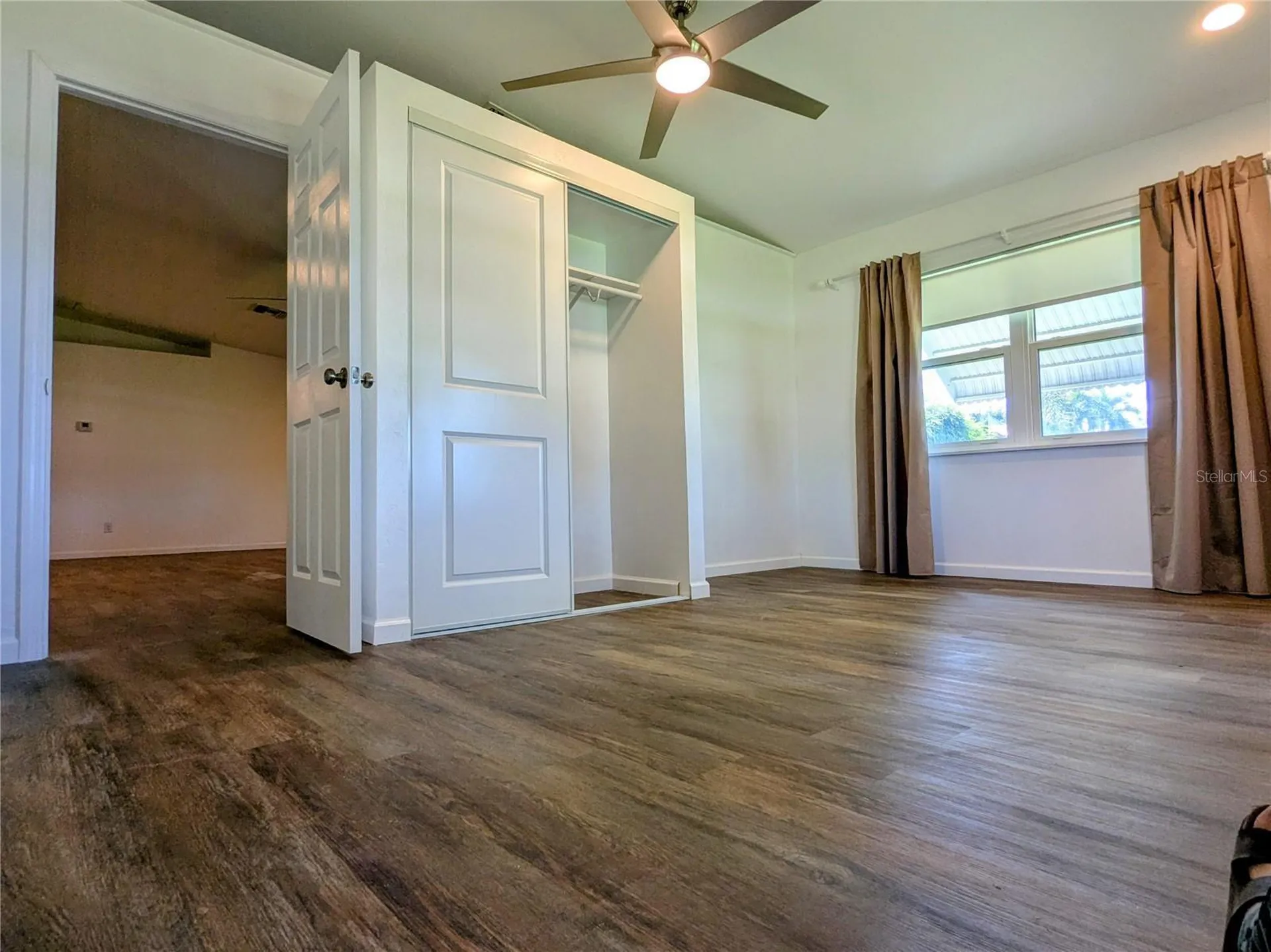 1207 SE 27th Terrace Cape Coral FL 33904