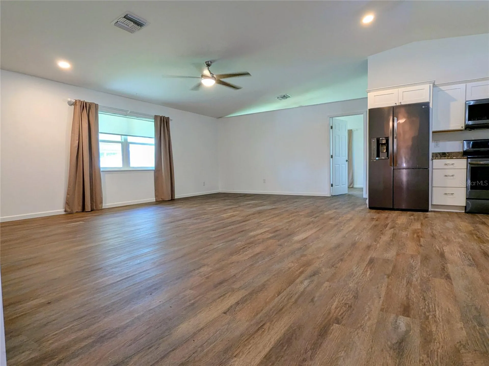 1207 SE 27th Terrace Cape Coral FL 33904