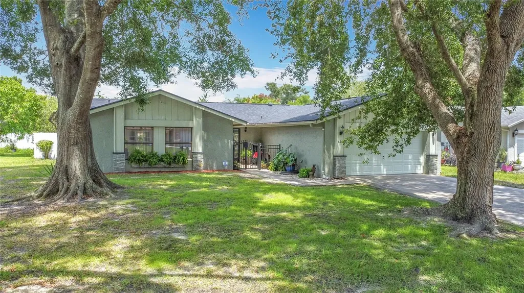 620 Wood Drive Kissimmee FL 34759