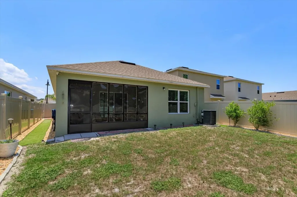 1287 Berry Lane Davenport FL 33837