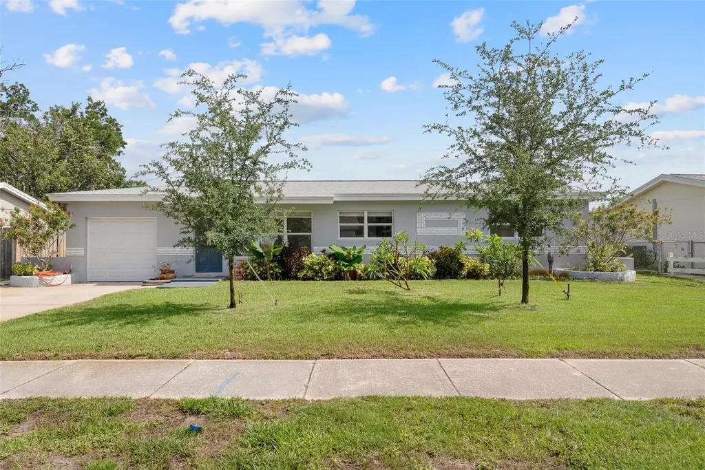 5961 41st Avenue N St Petersburg FL 33709