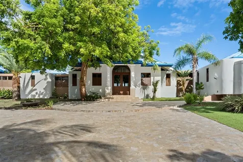37 Barrio Frailes Culebra PR 00775