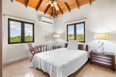 37 Barrio Frailes Culebra PR 00775