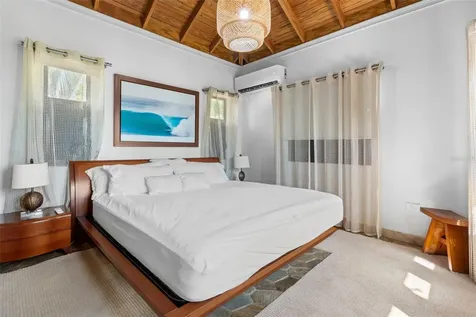 37 Barrio Frailes Culebra PR 00775