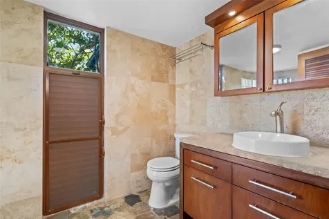37 Barrio Frailes Culebra PR 00775
