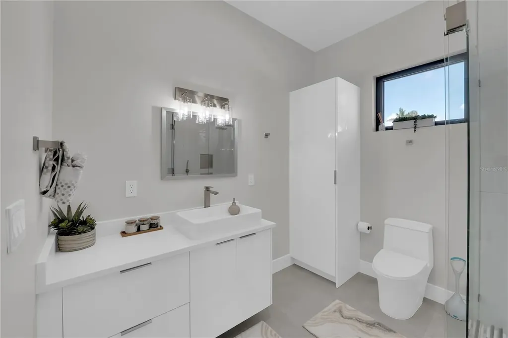 1324 Longwood Drive Fort Myers FL 33919