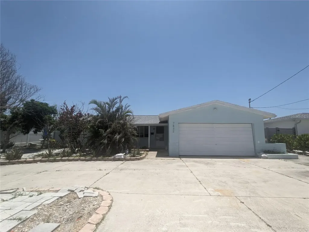 7832 3rd Avenue S St Petersburg FL 33707