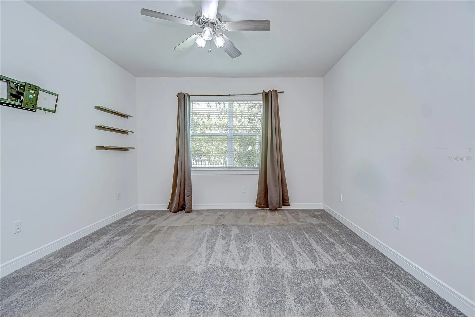 6119 Bradford Woods Drive Zephyrhills FL 33542
