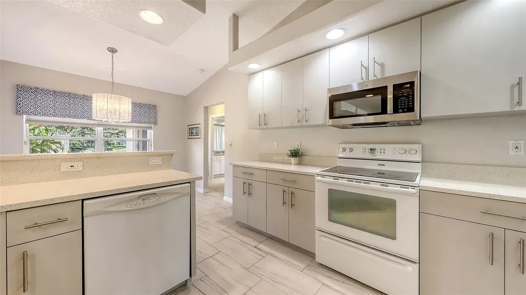5698 Country Walk Lane Sarasota FL 34233