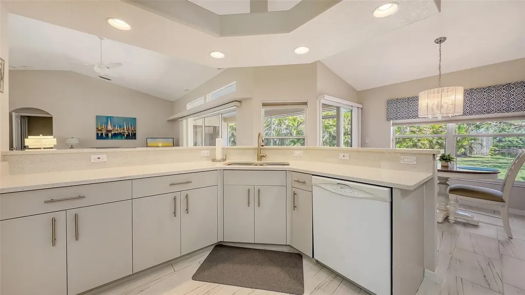 5698 Country Walk Lane Sarasota FL 34233