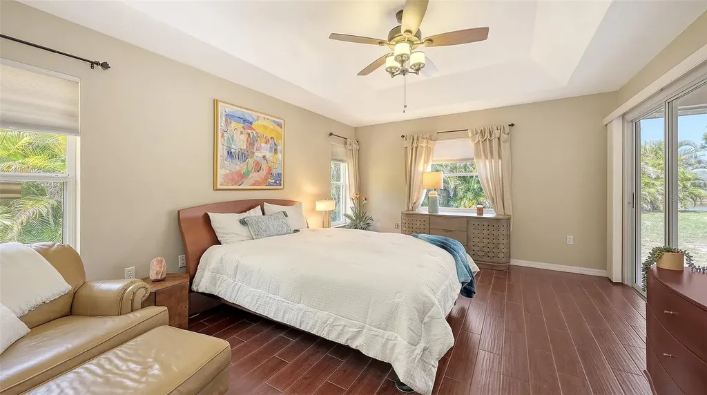 5698 Country Walk Lane Sarasota FL 34233