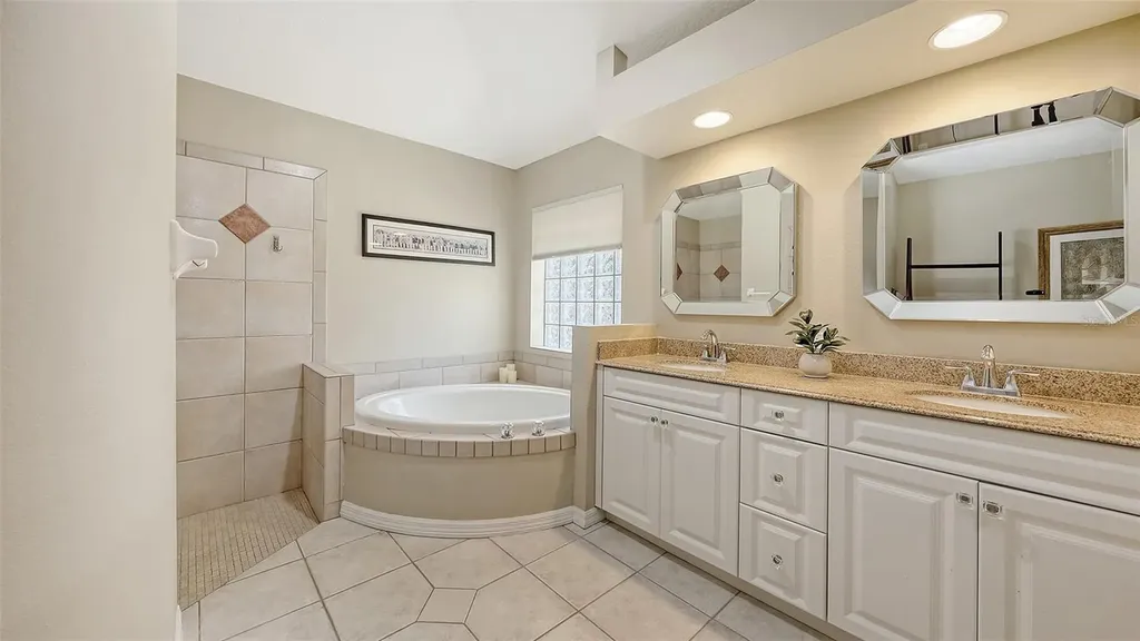 5698 Country Walk Lane Sarasota FL 34233