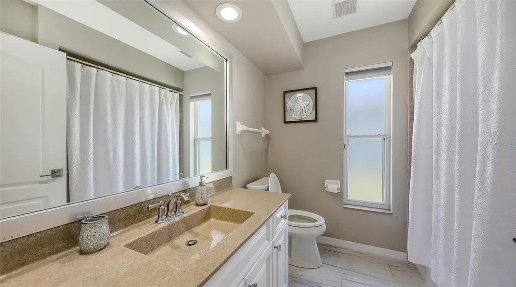 5698 Country Walk Lane Sarasota FL 34233