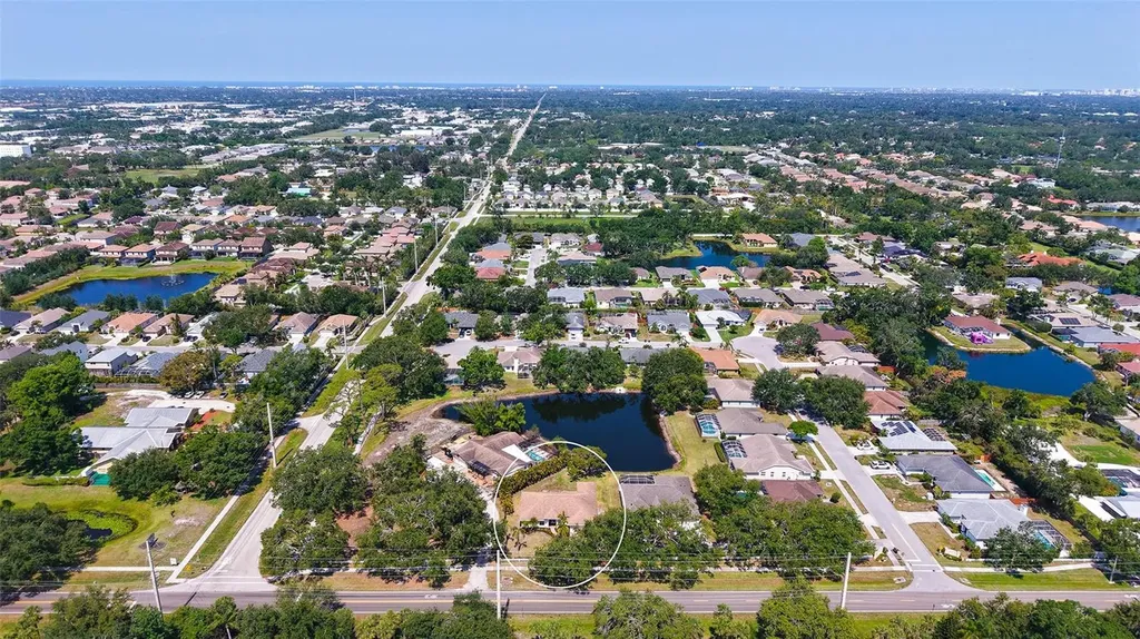 5698 Country Walk Lane Sarasota FL 34233
