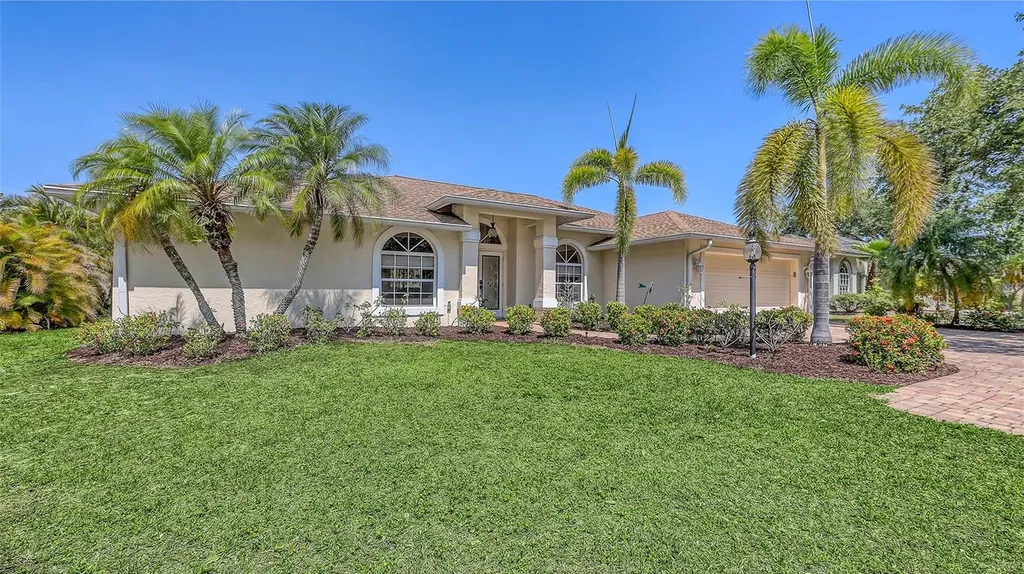 5698 Country Walk Lane Sarasota FL 34233