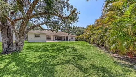 5698 Country Walk Lane Sarasota FL 34233