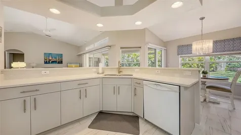 5698 Country Walk Lane Sarasota FL 34233