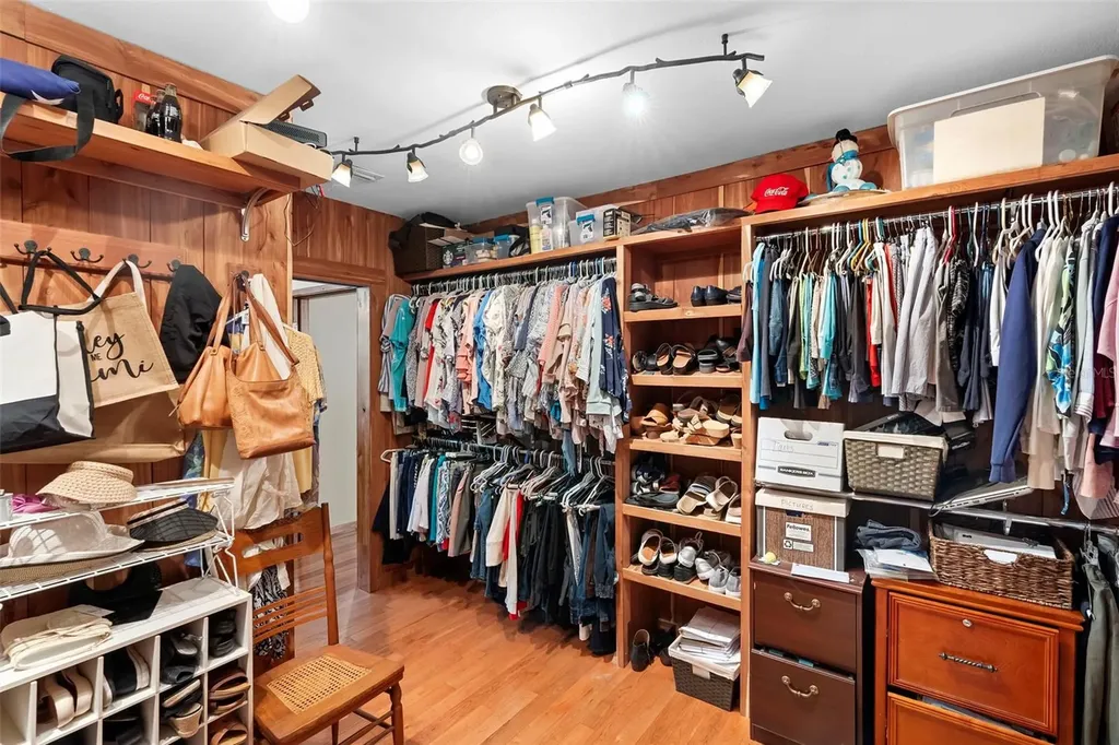 1056 Reynolds Road De Leon Springs FL 32130