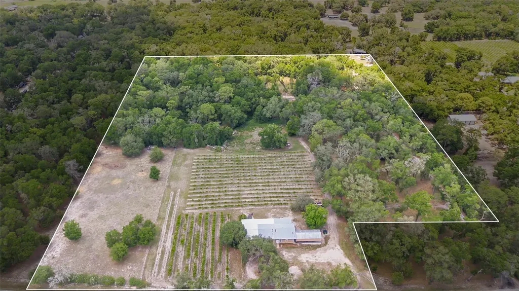 1056 Reynolds Road De Leon Springs FL 32130