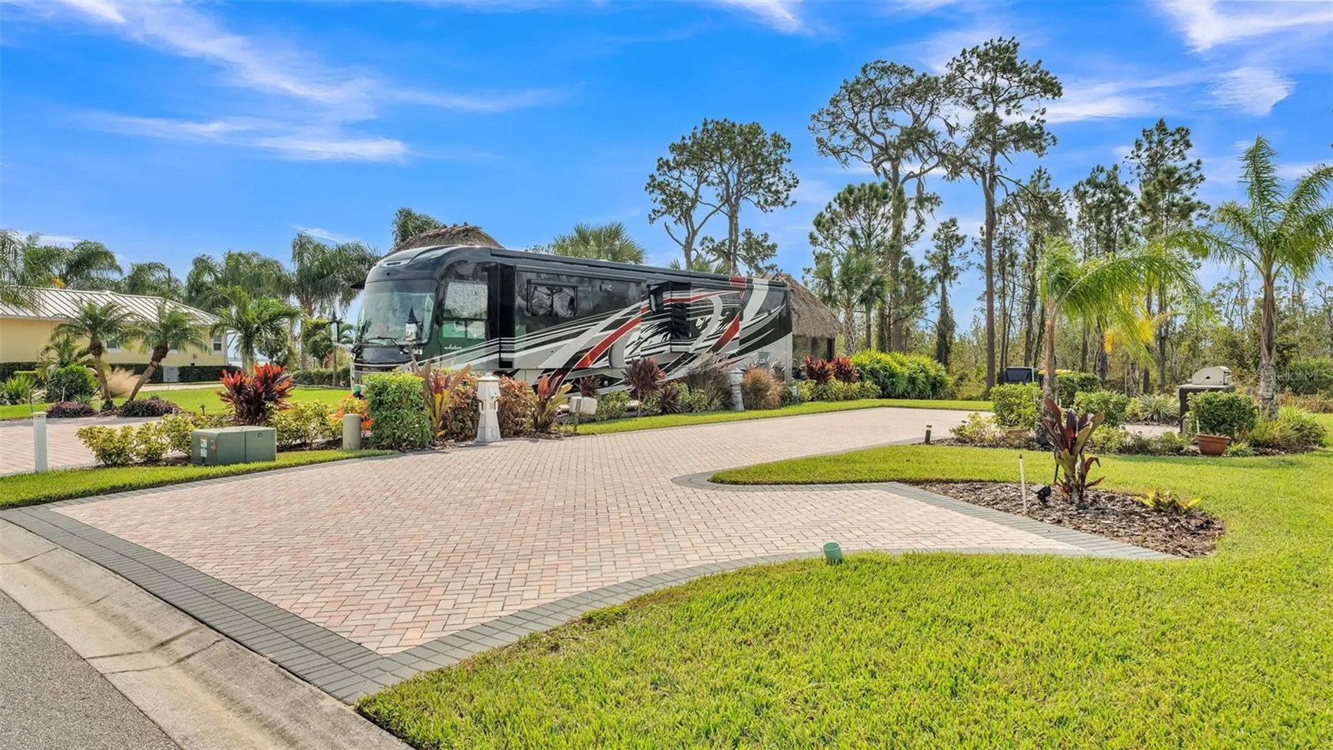 3240 Fish Hawk Drive Polk City FL 33868