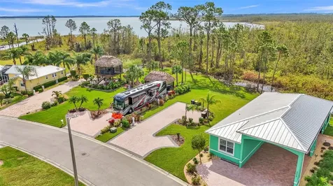 3240 Fish Hawk Drive Polk City FL 33868