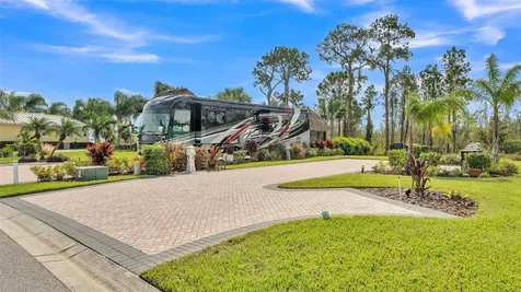 3240 Fish Hawk Drive Polk City FL 33868