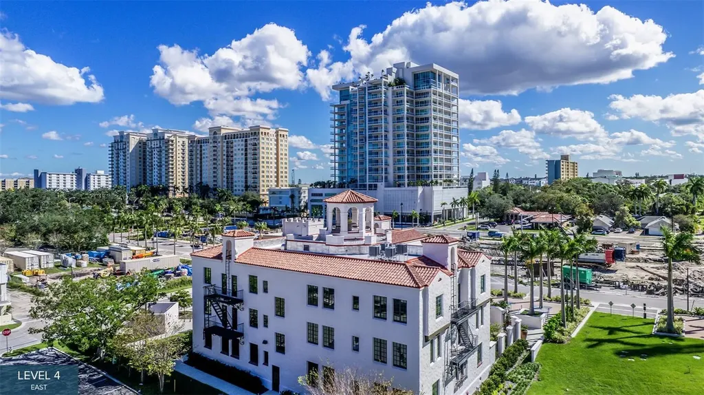 555 Quay Common Sarasota FL 34236