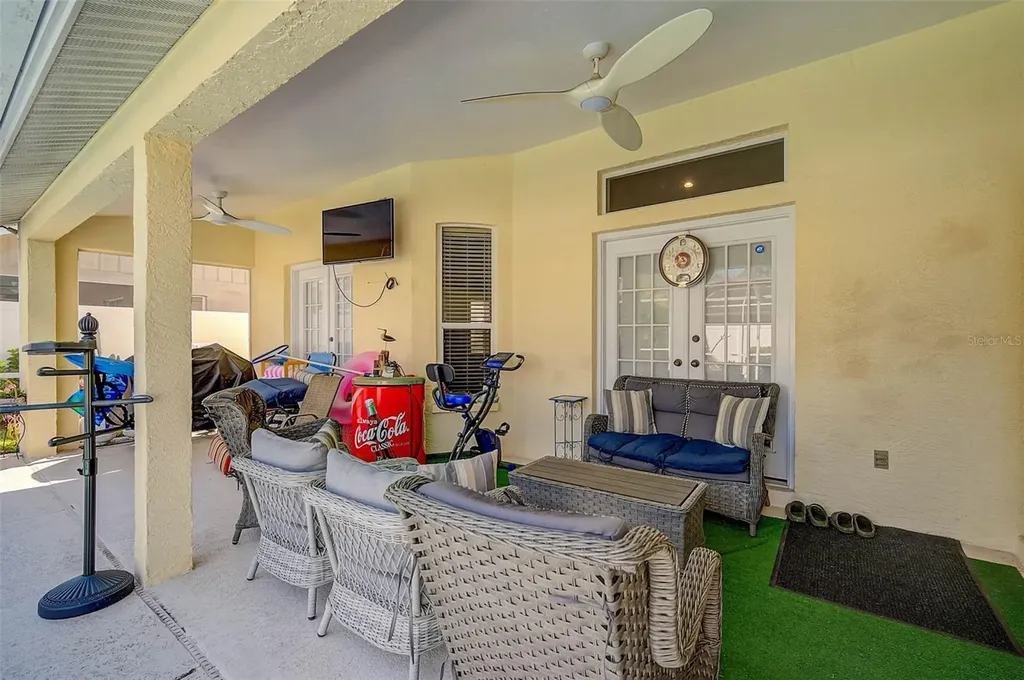 5565 Sweetwater Oak Drive Sarasota FL 34232
