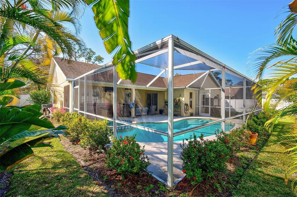 5565 Sweetwater Oak Drive Sarasota FL 34232