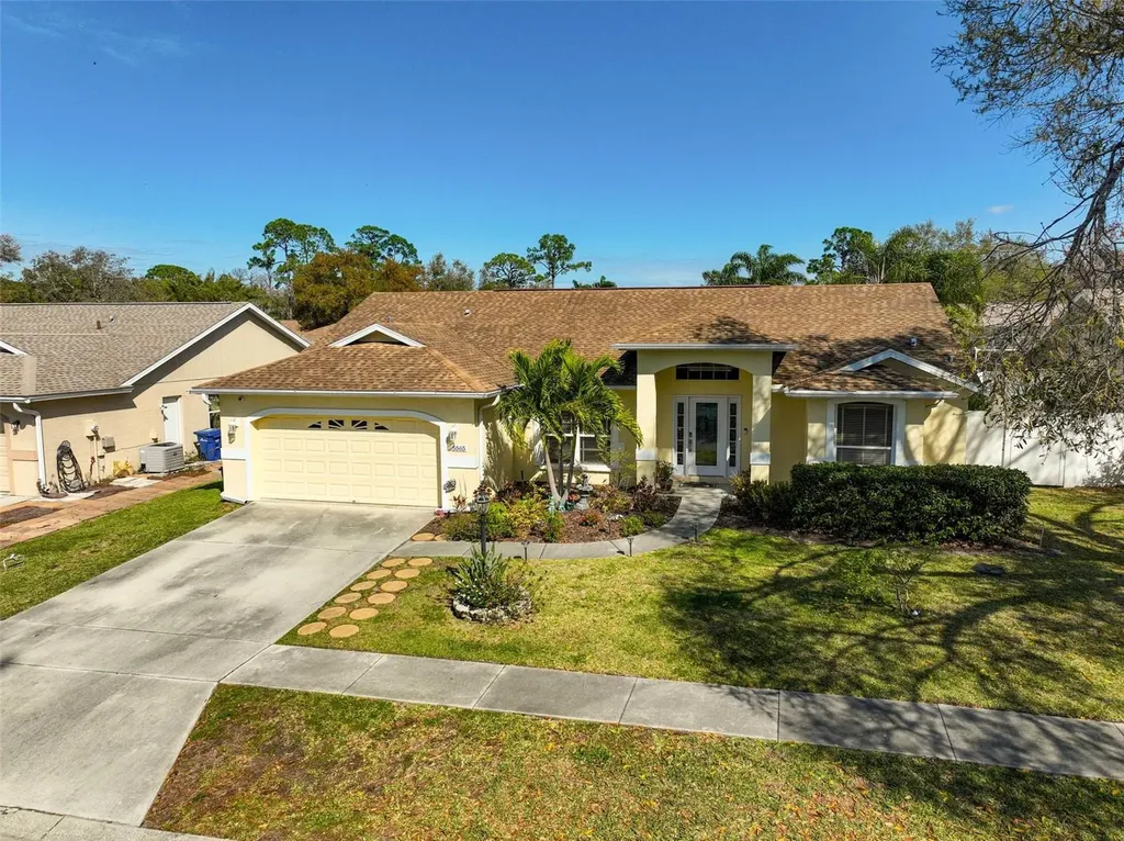 5565 Sweetwater Oak Drive Sarasota FL 34232