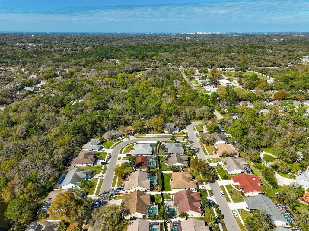 5565 Sweetwater Oak Drive Sarasota FL 34232
