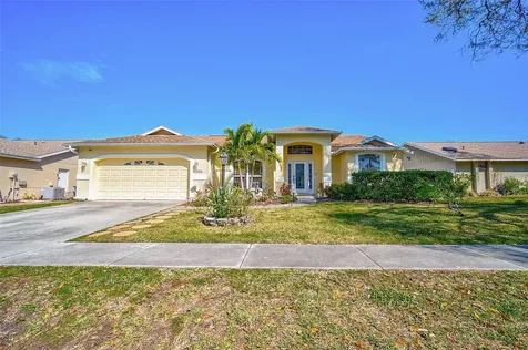 5565 Sweetwater Oak Drive Sarasota FL 34232