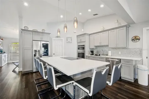 5565 Sweetwater Oak Drive Sarasota FL 34232