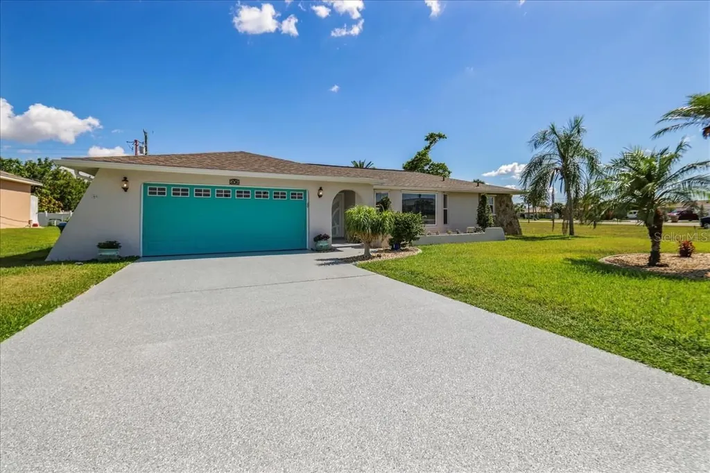 206 SE 45th Terrace Cape Coral FL 33904