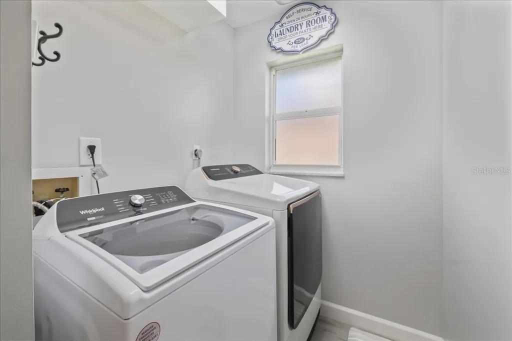 206 SE 45th Terrace Cape Coral FL 33904