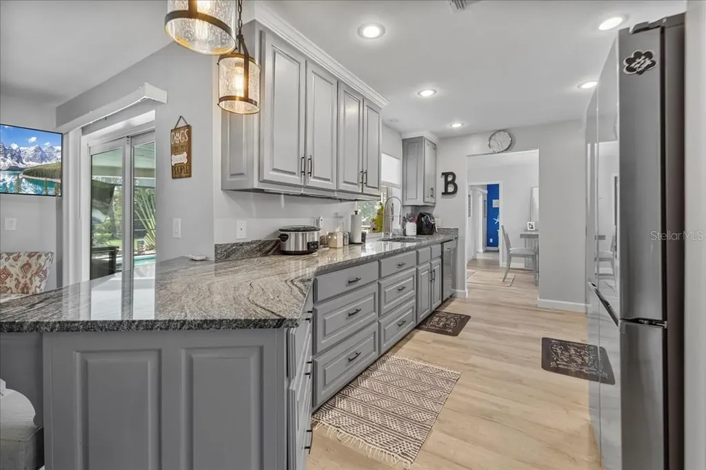 206 SE 45th Terrace Cape Coral FL 33904