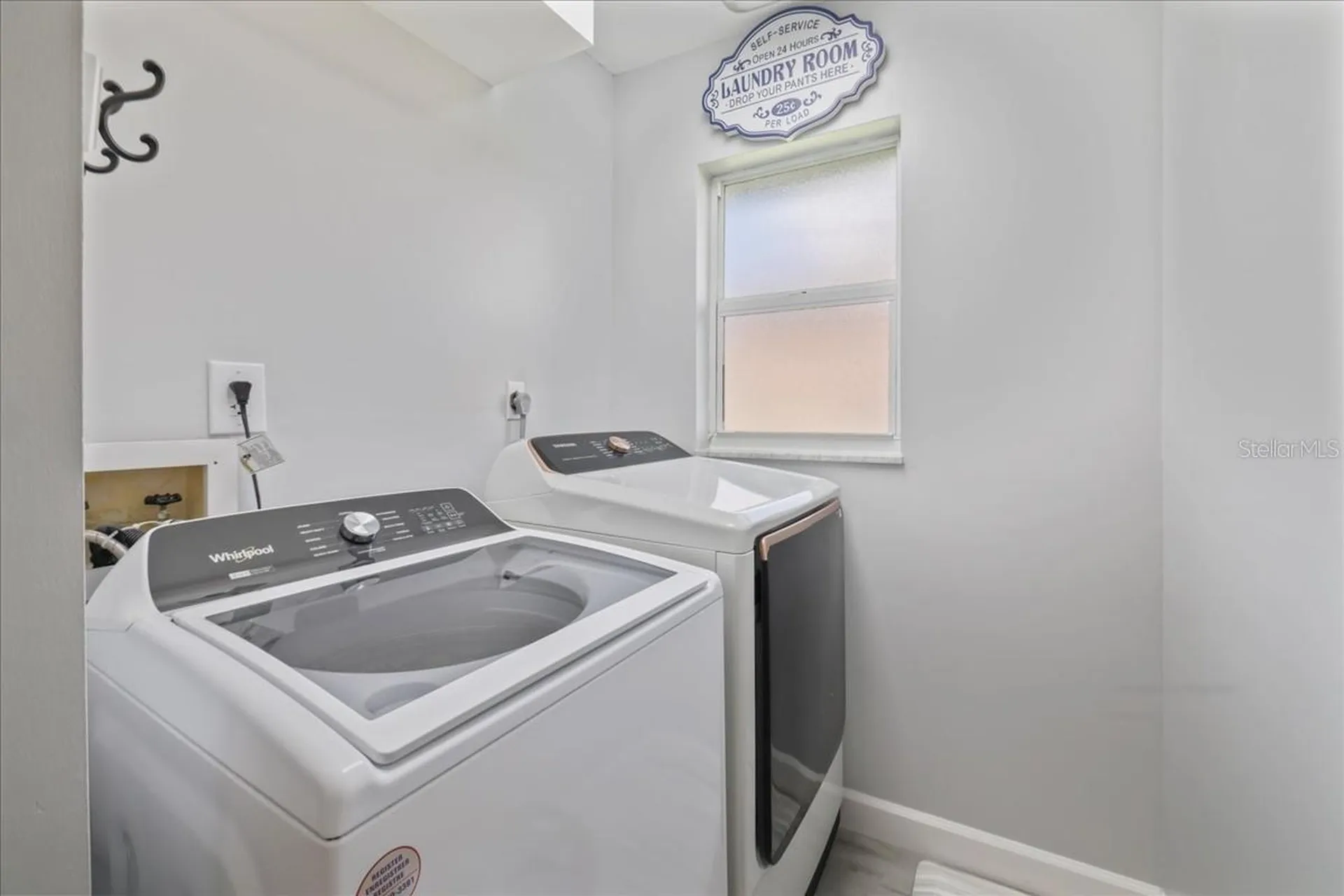 206 SE 45th Terrace Cape Coral FL 33904